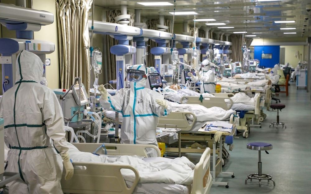 لبنان الإيطالي: مرضى الكورونا على أبواب المستشفيات وبرادات الجثث فوّلت