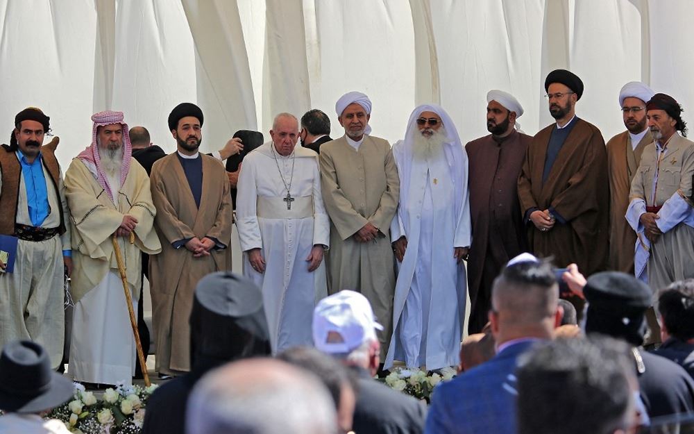 أصداء الزيارة البابوية للعراق لبنانيًّا: تحالف الأقلّيات يترنّح
