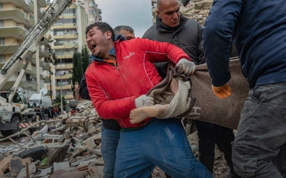 لبنان في الزلزال… 10 ضحايا و30 أملاً مثل باسل!
