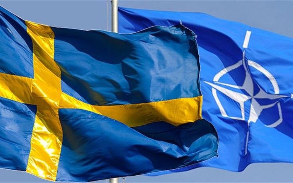 السويد تنضمّ إلى الناتو بعد 200 سنة من الحياد الملتبس
