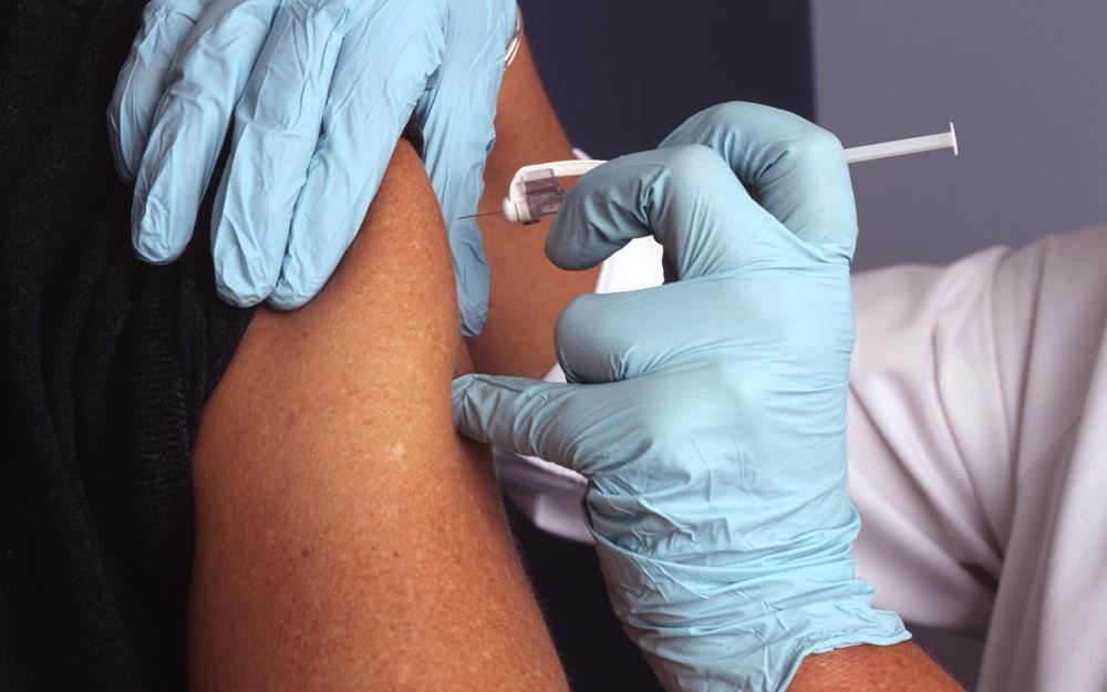 تفاصيل عملية توزيع اللقاح على اللبنانيين في الأيام المقبلة