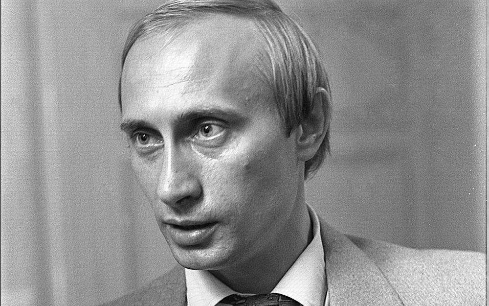 ماذا يقول ماضي بوتين عن أفعاله؟