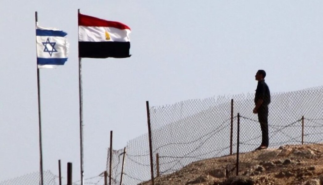 مصر تعلن التعبئة العامة... وتحشد قواتها على حدود إسرائيل