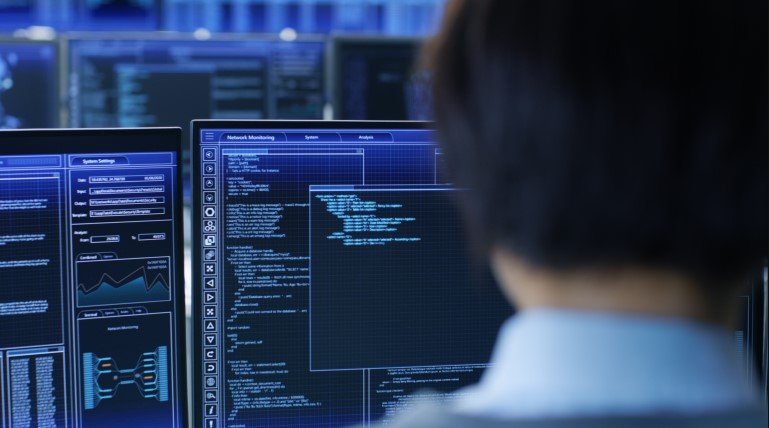 مستقبل الجاسوسيّة في ظلّ ثورة الذّكاء الاصطناعيّ